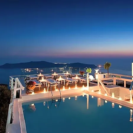 Artemis , Hotell *