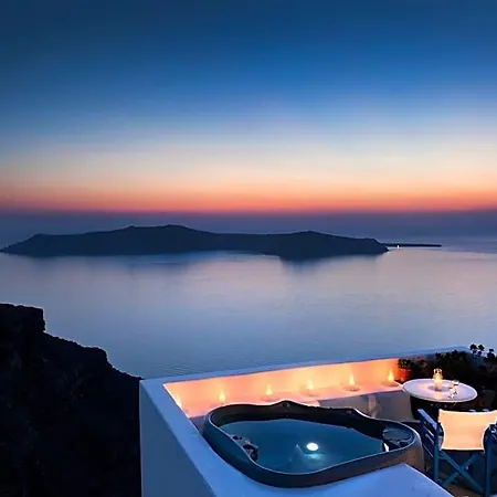 Hotell Artemis , *