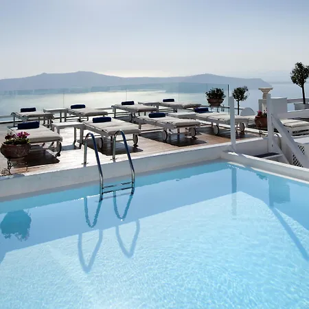 Artemis , فندق *